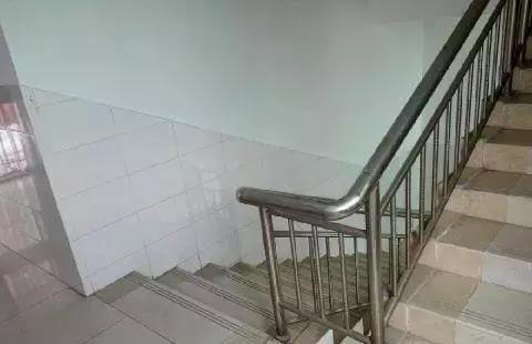 楼梯清洁