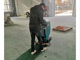 【客户案例】青岛某工厂租赁坦力T50手推式洗地机一台