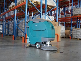 工厂车间如何根据规模大小选择适合的洗地机清洁设备